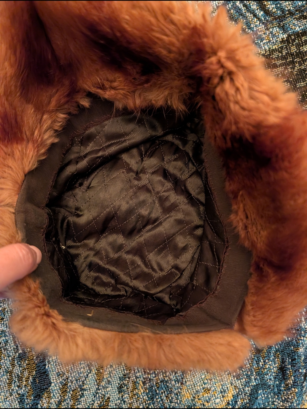 Fur Hat - Picture 2 of 8